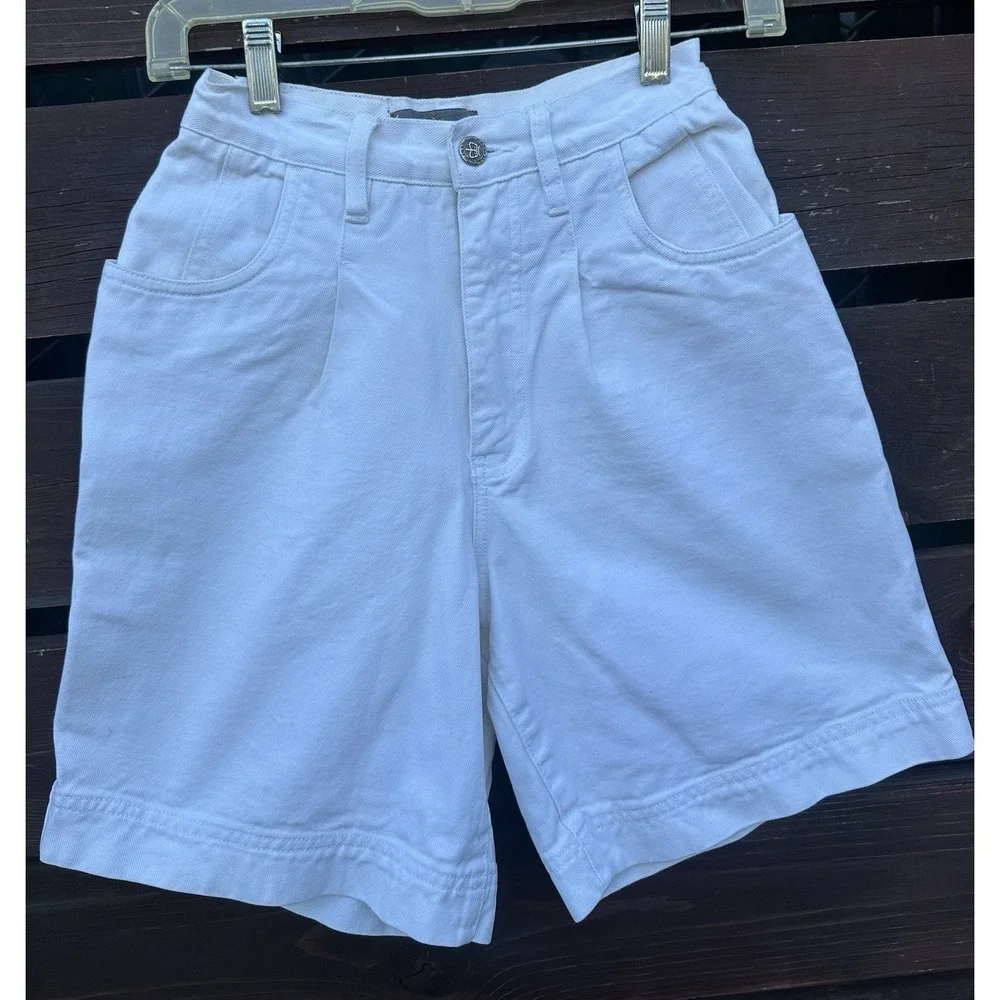 The Limited Y2K Women's White Denim High Waist Pleated Shorts Size XS (24)
